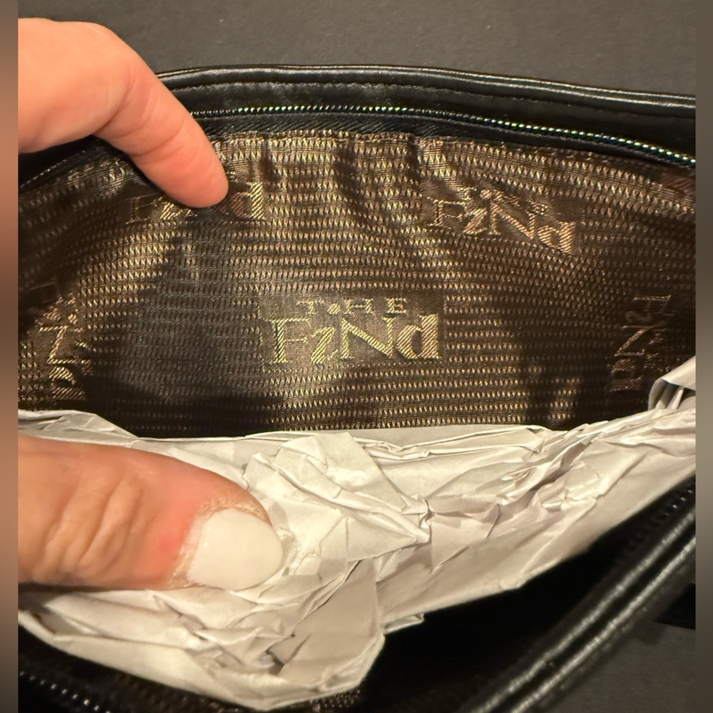 The FIND Black Leather Shoulder Bag NWOT - Picture 7 of 14